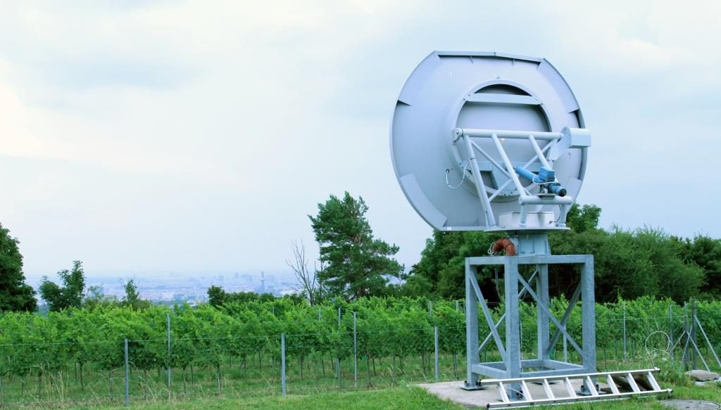 Die Lage in der Höhe über Wien erleichtert die Überwachung des Funkspektrums.
