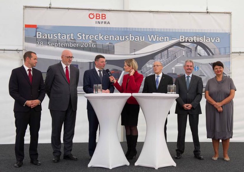 2023 sollen die Arbeiten fertiggestellt sein und die Züge mit 160 km/h die Fahrt Wien-Bratislava in nur 40 Minuten zurücklegen.